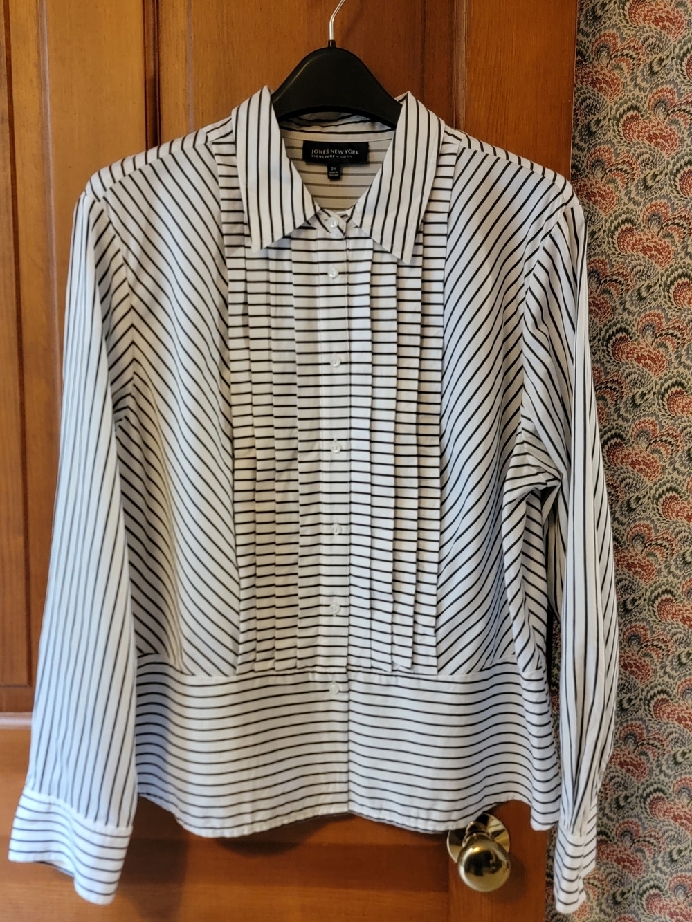 Jones New York Black and White Striped Pleated Front Blouse